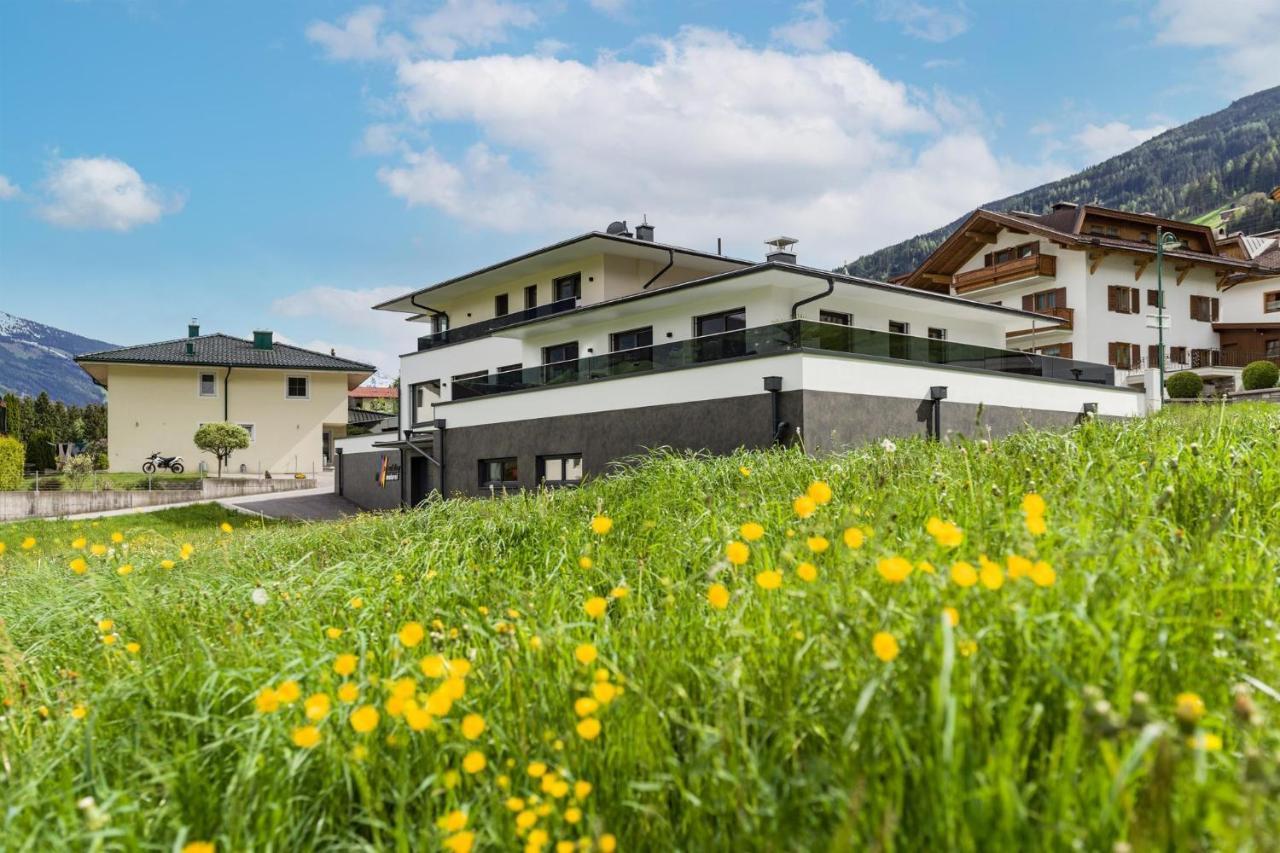 Apart Painting Ried im Zillertal Bagian luar foto